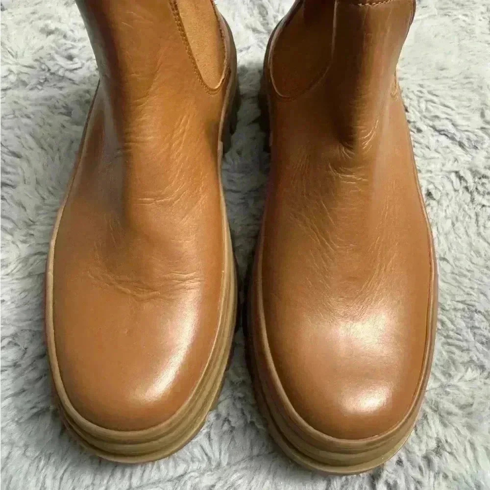 KOIO Verona Leather Chelsea Boots Chunky Sole Minimalist Tan Beige Platform - Picture 13 of 15